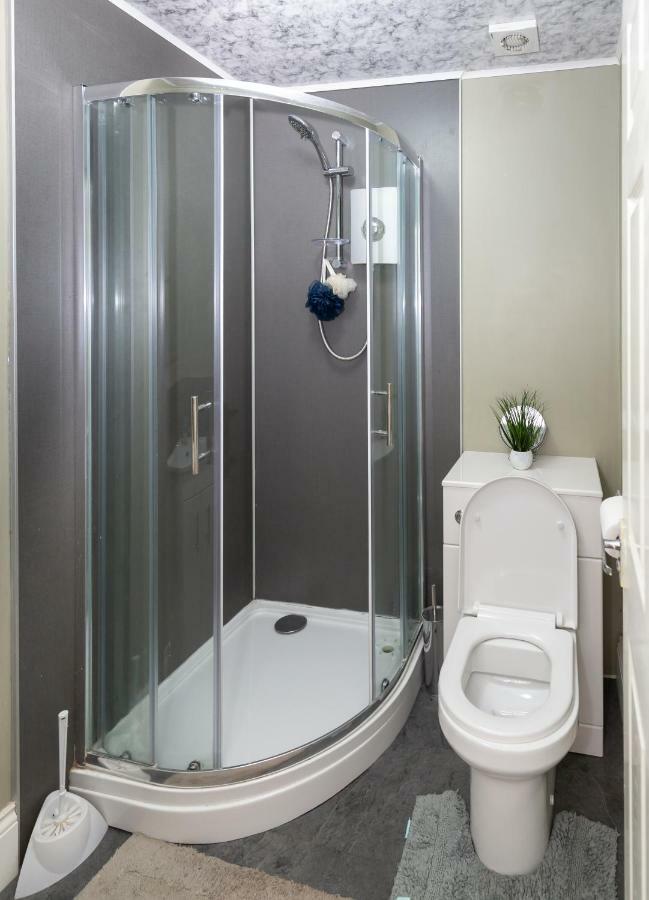 3 Bedroom Apartment Newcastle City Centre Newcastle upon Tyne Exterior foto