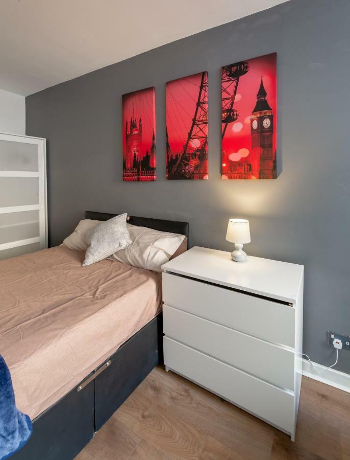 3 Bedroom Apartment Newcastle City Centre Newcastle upon Tyne Exterior foto