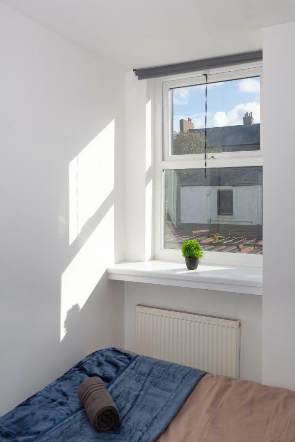 3 Bedroom Apartment Newcastle City Centre Newcastle upon Tyne Exterior foto
