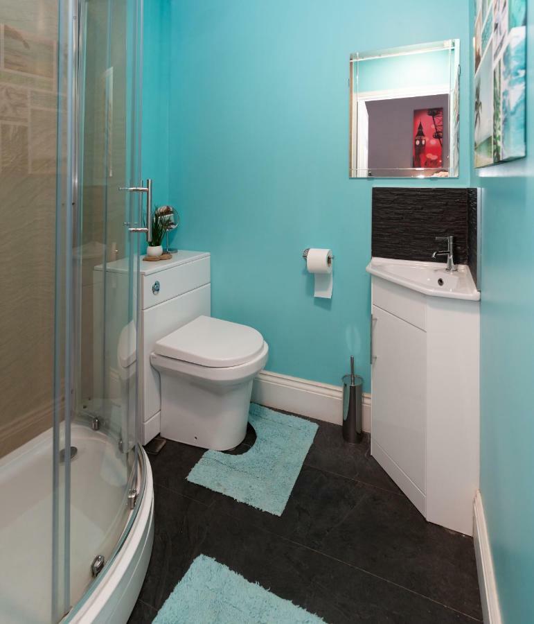 3 Bedroom Apartment Newcastle City Centre Newcastle upon Tyne Exterior foto